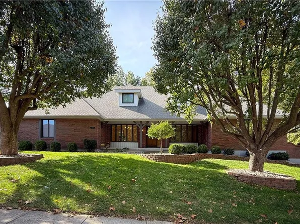 3311 SW Meyer Blvd, Blue Springs, MO 64015