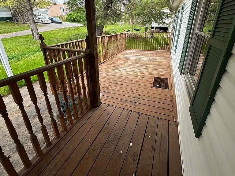 136 Jodi St — Photo 18