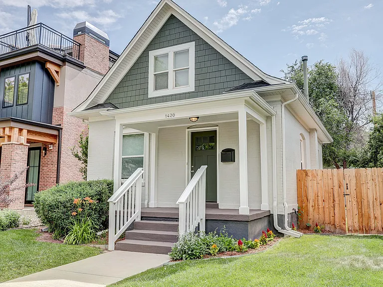 1420 S Clarkson St — Photo 1