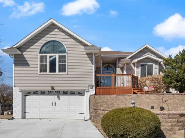 917 Oak Ct, Plattsmouth, NE 68048