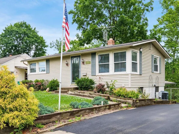 764 Walker St, Newark, OH 43055