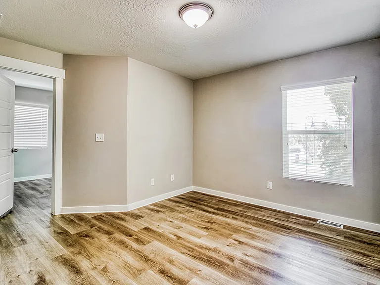 13368 S Moorfield Dr — Photo 15