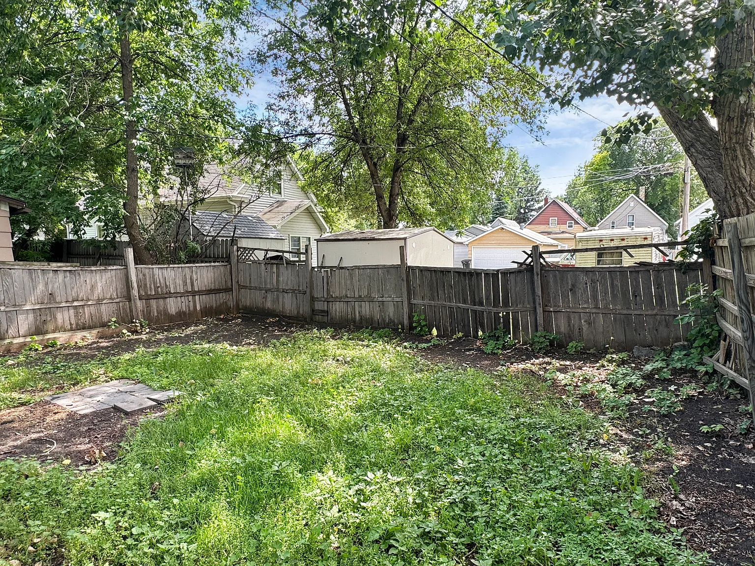 3 bed, 1616 sqft, $1,425 — Photo 2