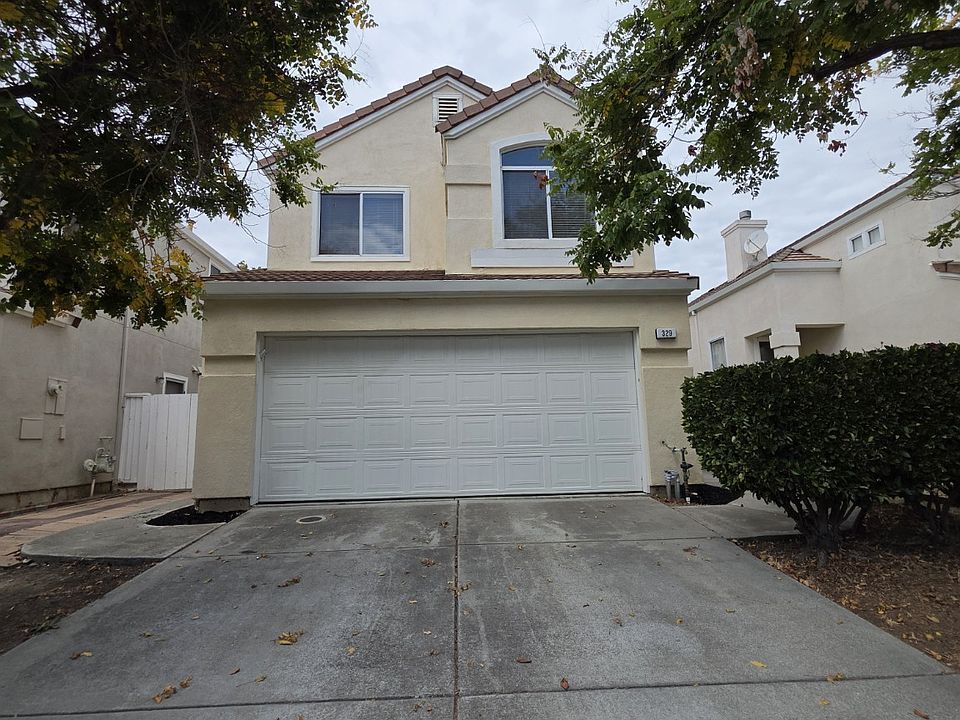 1st image of 329 Aspenridge Dr