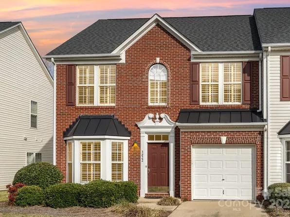 3822 Carl Parmer Dr, Harrisburg, NC 28075