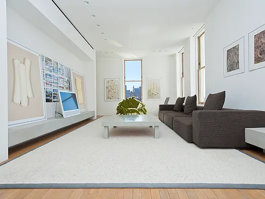 Rented by Sotheby's International Realty | media 13