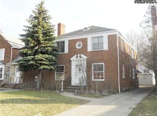 13690 Cedar Rd, University Heights, OH 44118