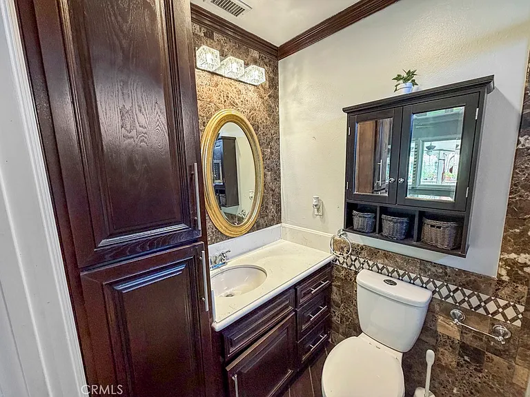 16207 Inyo St — Photo 21
