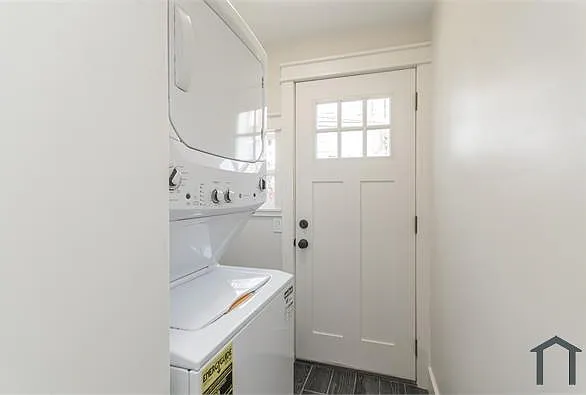 5745 Hunter St — Photo 25