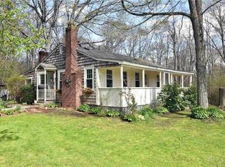 1252 Chopmist Hill Rd, Scituate, RI 02857