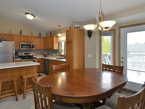 5th image of 684 Willowbrook Dr NE