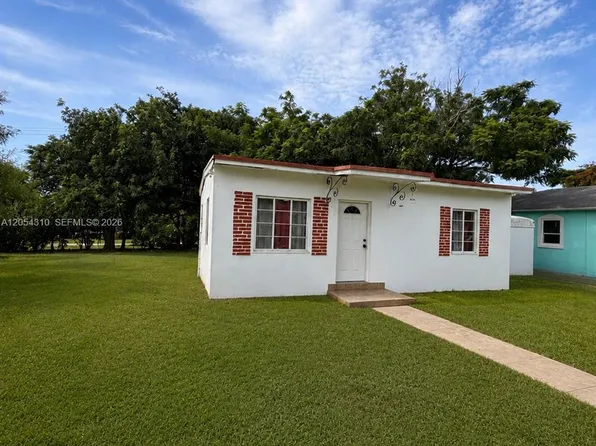 10351 SW 183rd St, Miami, FL 33157