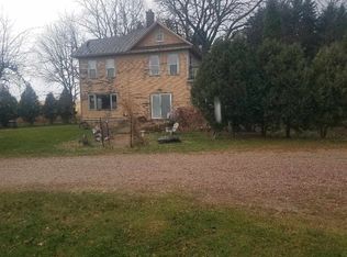 E14298a Wall, Baraboo, WI 53913