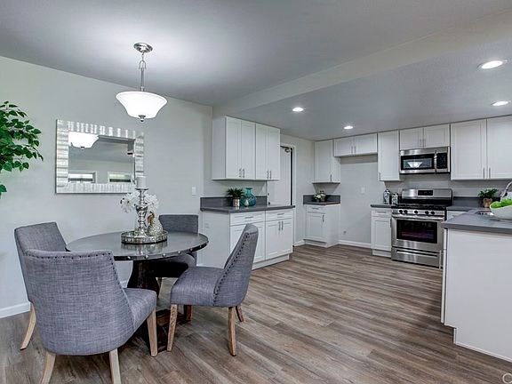 2nd image of 2060 Sequoia Dr