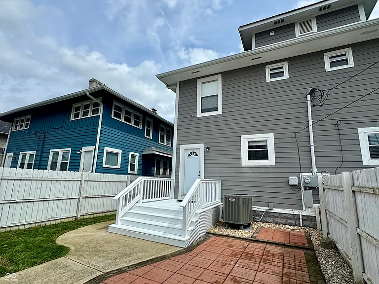 3256 Ruckle St — Photo 15