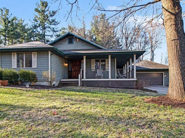 10037 Victoria Dr, Plymouth, IN 46563