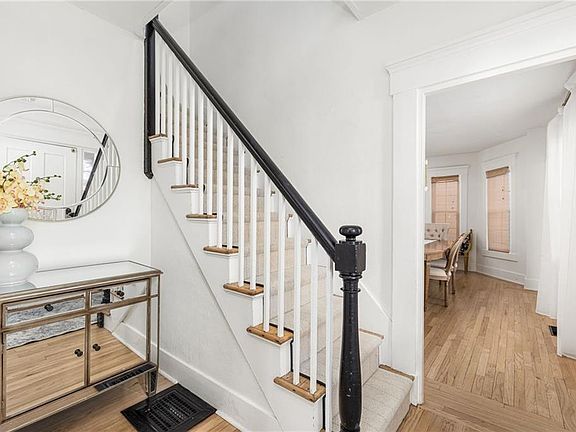 4th image of 17 Old Beach Rd