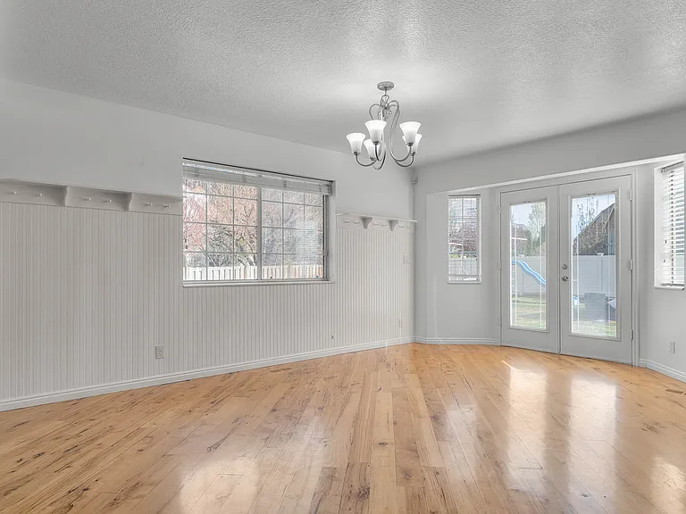 840 S East Mountain Cir — Photo 9