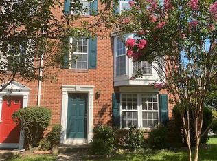 43742 Tolamac Dr, Ashburn, VA 20147