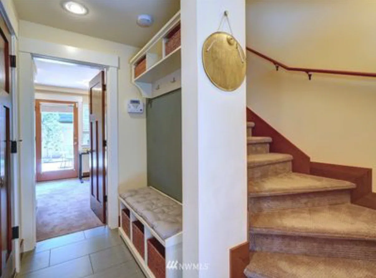 3 bed, 1364 sqft, $4,000 — Photo 4