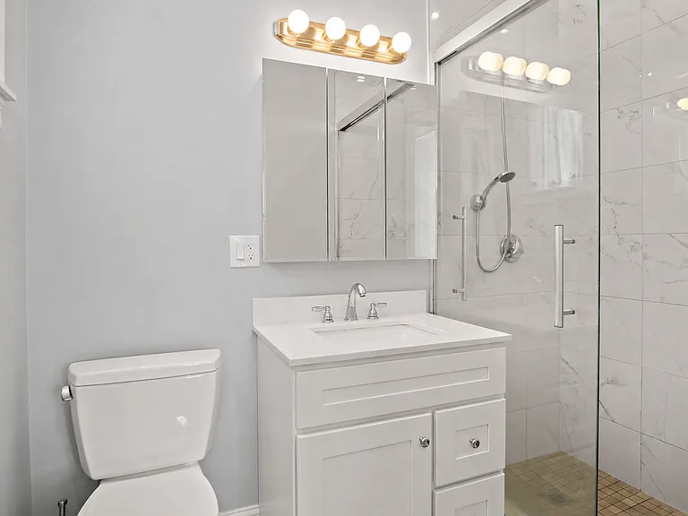 54 Waverly St #1 — Photo 10