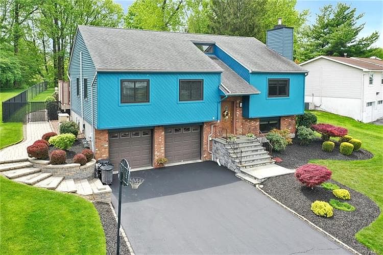 1st image of 35 Creamery Dr