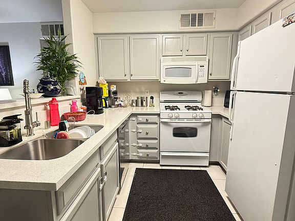 2nd image of 3058 Casey Dr Unit 103