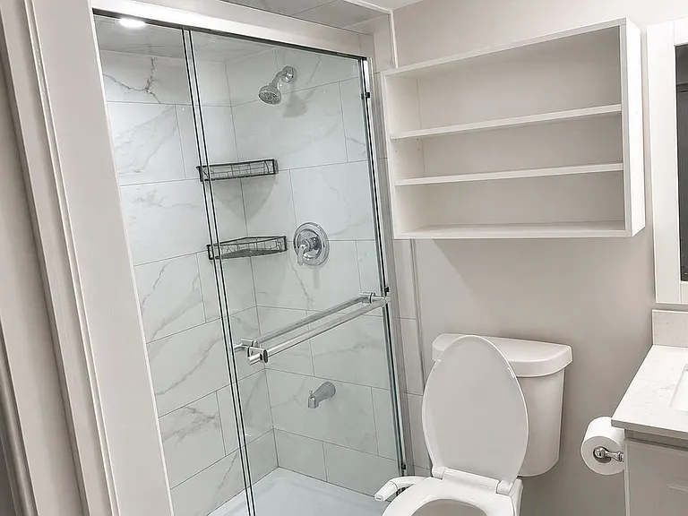 61 Lyndbrook Cres #LOWER — Photo 7