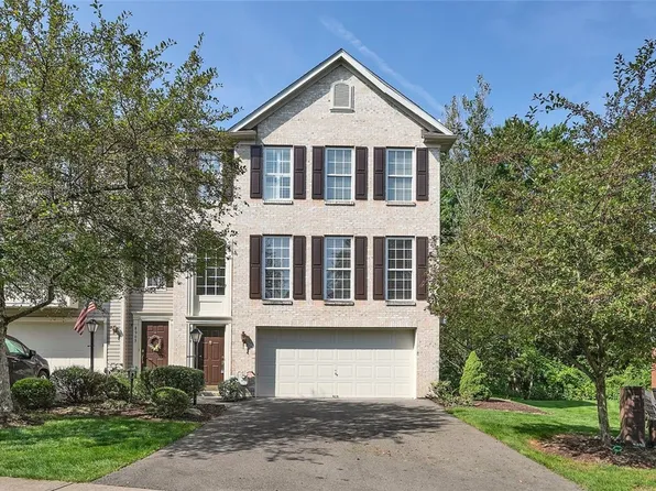 8904 Lost Valley Dr, Mars, PA 16046