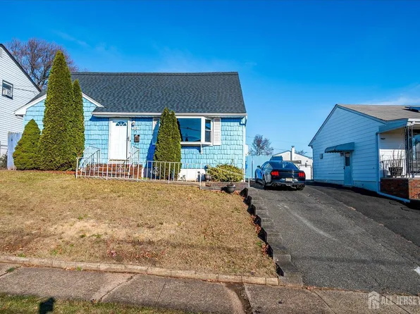 255 E George Pl, Iselin, NJ 08830