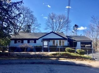 13 Woodedge Cir, Braintree, MA 02184