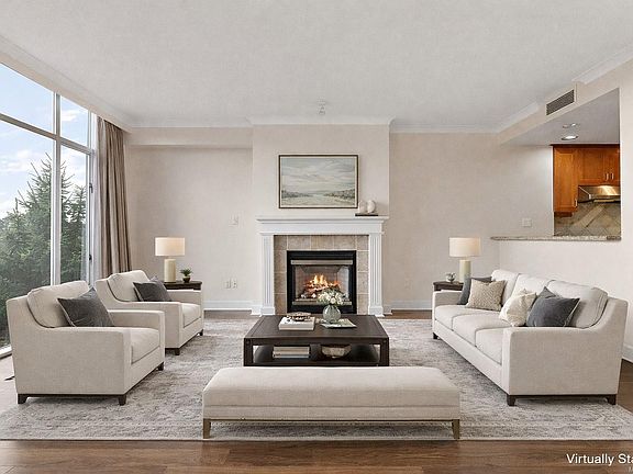 3rd image of 21 Dallas Rd #330