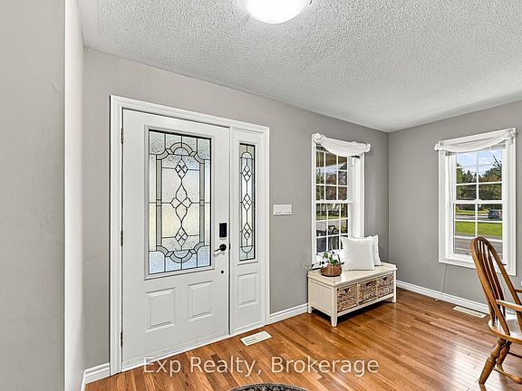 5th image of 52 Trefusis St