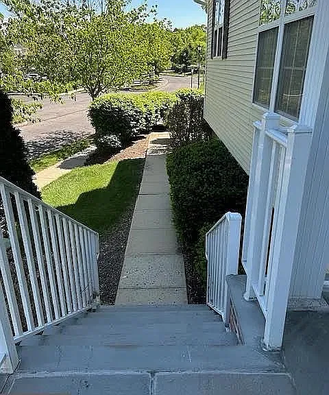 1 Cardiff Ct — Photo 11