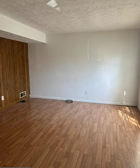 237 Cameron St — Photo 5