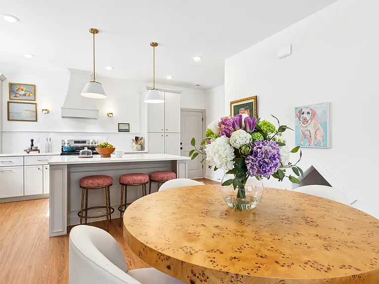 New Classically designed Duet style homes for Rent in Charlotte — Photo 8