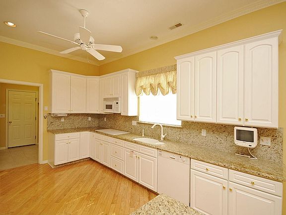 Gorgeous New Kitchen