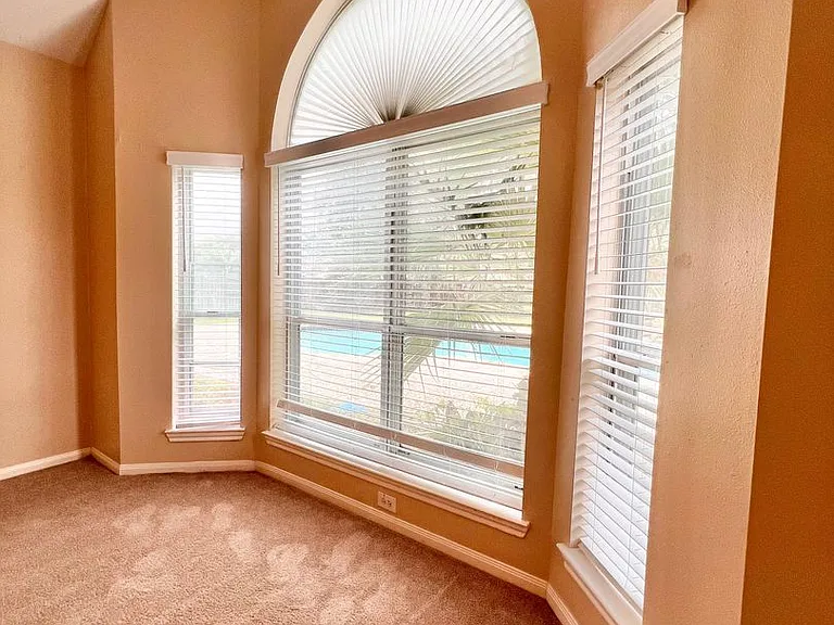 16735 Village View Trl — Photo 14