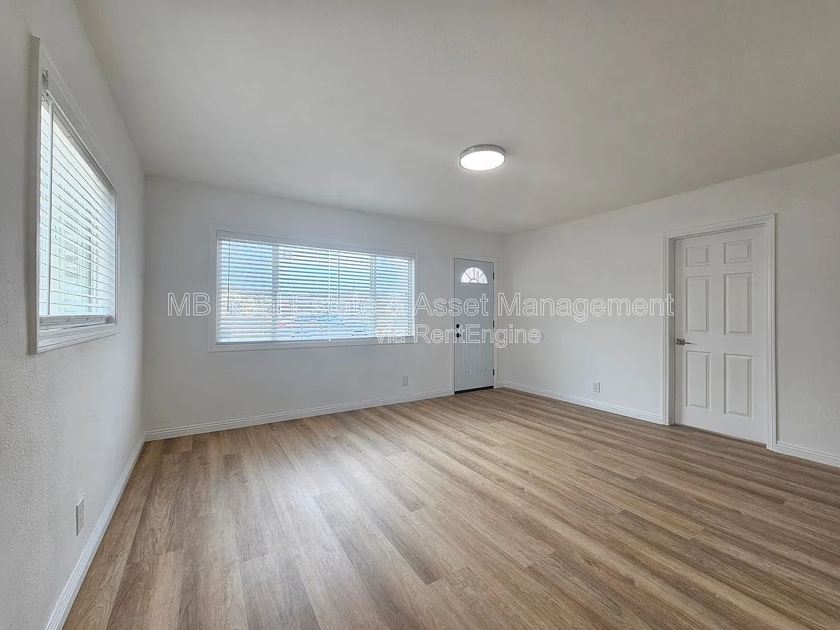 Building Photo - 4754 W 163rd St