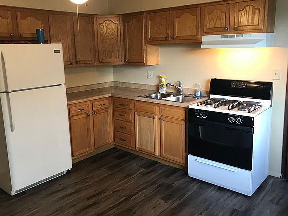 3rd image of 505 Schroeder Ave APT 3