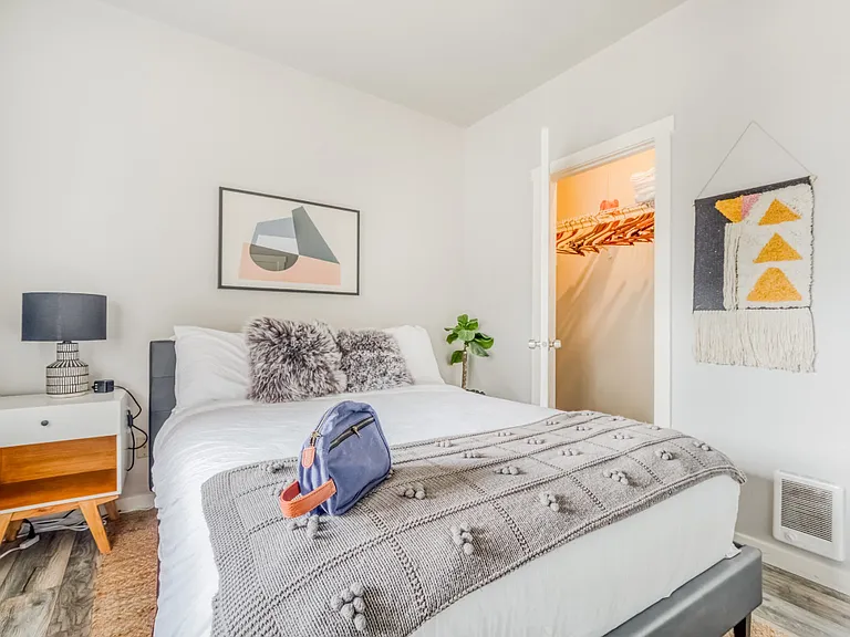 1204 E Denny Way #1 — Photo 9