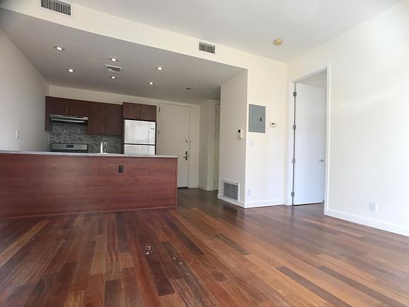 4th image of 115 Quincy St #3C