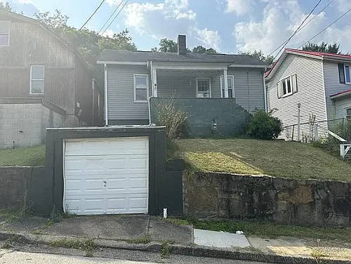 802 Western Ave Photo 1