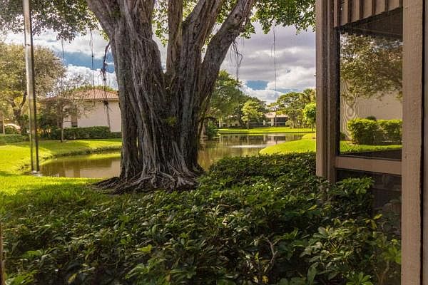 Home For Sale In Boca West