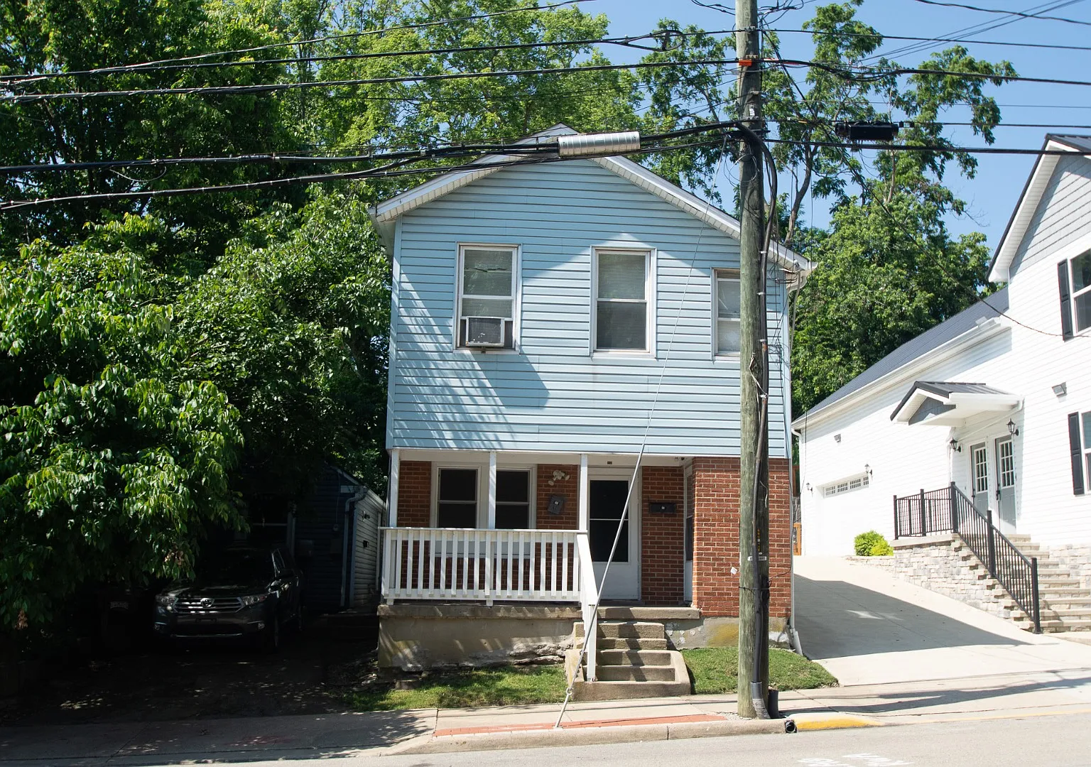 421 West Main Street - 1 — Photo 4