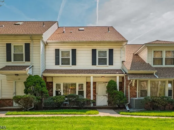 21 Harwich Village C7021, Scotch Plains Twp., NJ 07076