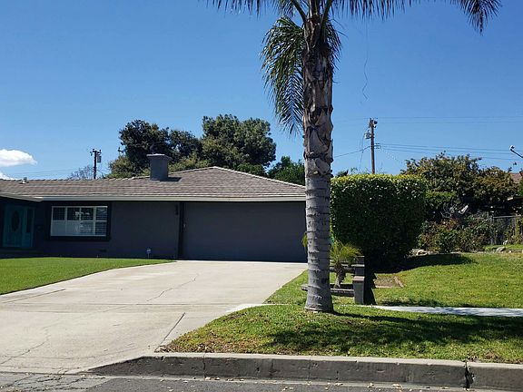 2nd image of 1559 Carnation Way