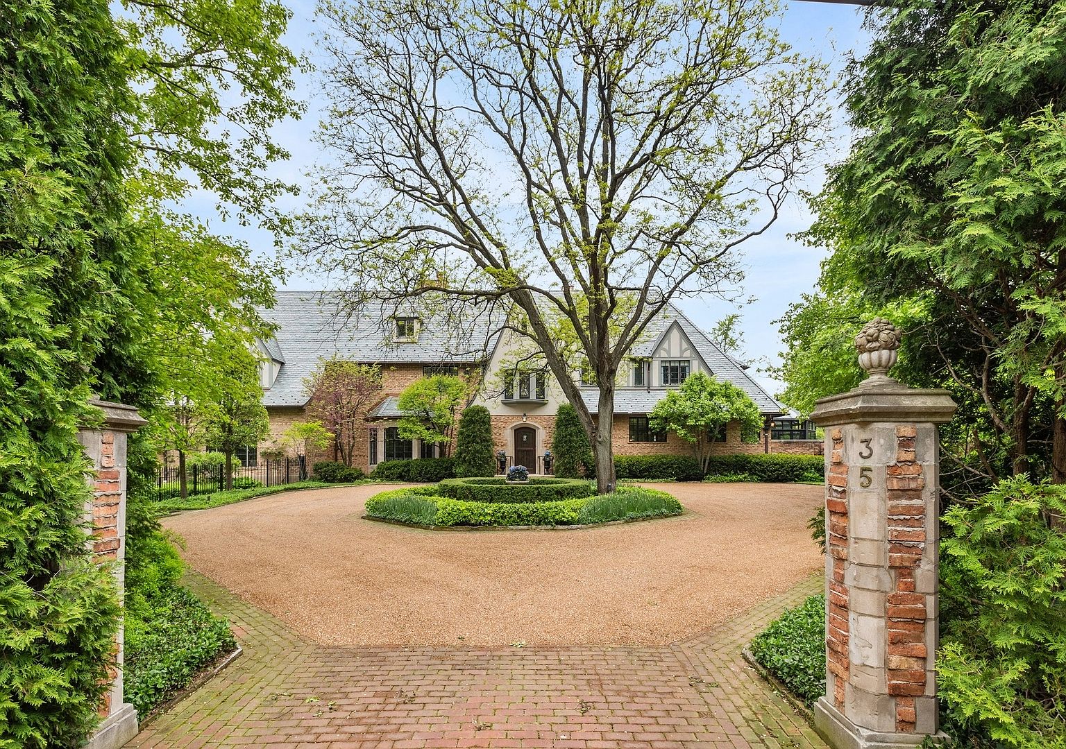 35 Indian Hill Rd, IL 60093 Zillow