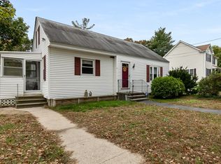 4 Canobieola Rd, Methuen, MA 01844