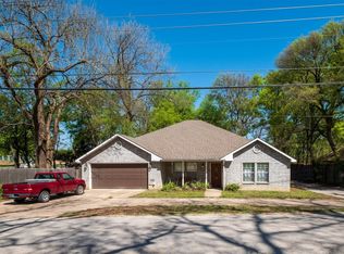 211 Ashford Ln, Midlothian, TX 76065